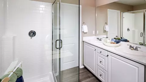 Bath - 18786 Hampton Ln, Adelanto, CA 92301 photo 1 of 7