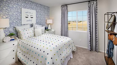 Bedroom - 18786 Hampton Ln, Adelanto, CA 92301 photo 3 of 8