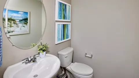 Bath - 18786 Hampton Ln, Adelanto, CA 92301 photo 5 of 7