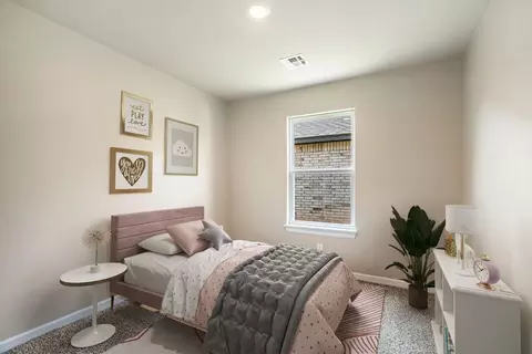 Bedroom - 709 Ashleigh Dr, Tuttle, OK 73089 photo 2 of 4
