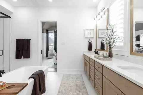 Bath - 17705 Coronation St, Conroe, TX 77302 photo 6 of 6