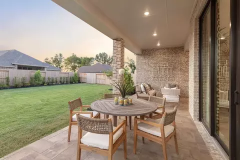 Exterior - 17705 Coronation St, Conroe, TX 77302 photo 6 of 8