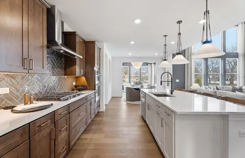 Kitchen - 1620 Landy Dr, Deerfield, IL 60015 photo 7 of 10