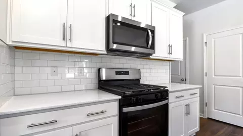 Kitchen - 213 Ruby Prince Rd, Gilbert, SC 29054 photo 2 of 8
