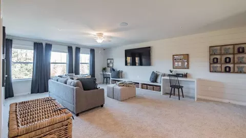 Entry Way - 4925 Arcola Rd, Rosedale, MD 21237 photo 3 of 7