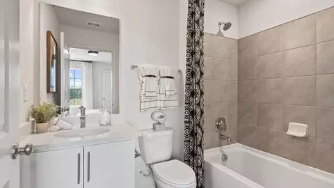 Bath - 4925 Arcola Rd, Rosedale, MD 21237 photo 8 of 12