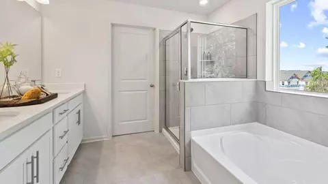 Bath - 4925 Arcola Rd, Rosedale, MD 21237 photo 7 of 12
