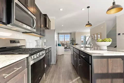 Kitchen - 4925 Arcola Rd, Rosedale, MD 21237 photo 10 of 13