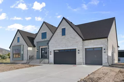 Exterior - 9566 Bernese Ln, Sandy, UT 84092 photo 3 of 7