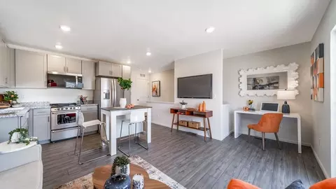 549 N Riverside Dr, Saratoga Springs, UT 84045