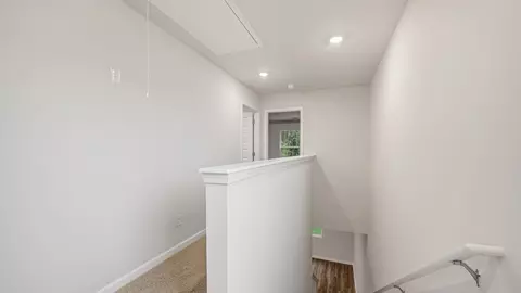 Entry Way - 467 Tate St, Monroe, GA 30655 photo 4 of 4