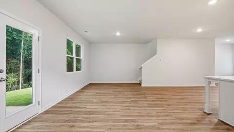Living - 467 Tate St, Monroe, GA 30655 photo 3 of 4