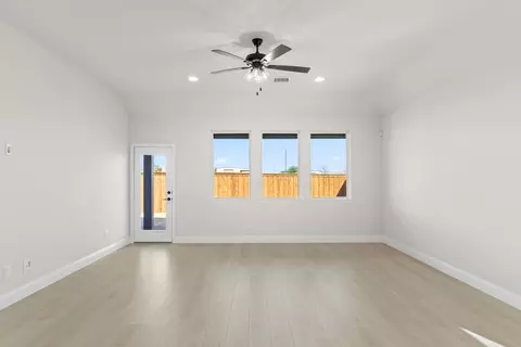 Living - 1101 Trinity Rail Rd, Anna, TX 75409 photo 6 of 12