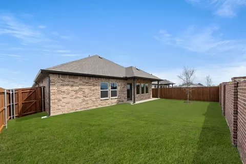 Exterior - 1101 Trinity Rail Rd, Anna, TX 75409 photo 8 of 10