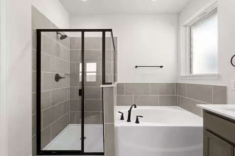 Bath - 1101 Trinity Rail Rd, Anna, TX 75409 photo 6 of 11