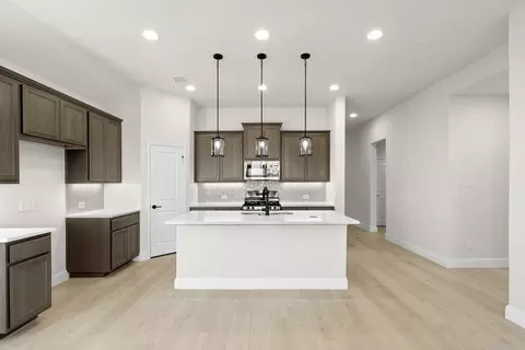 Kitchen - 1101 Trinity Rail Rd, Anna, TX 75409 photo 4 of 8