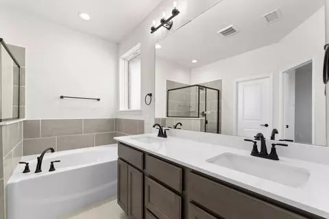 Bath - 1101 Trinity Rail Rd, Anna, TX 75409 photo 7 of 11