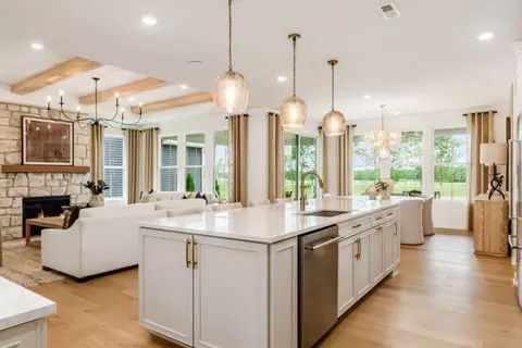 Kitchen - 8959 Bryce Rd, Plain City, OH 43064 photo 5 of 8