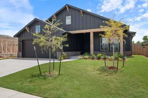 Exterior - 715 Prairie Dr, Guthrie, OK 73044 photo 9 of 18