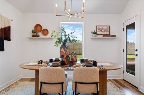 Dining - 715 Prairie Dr, Guthrie, OK 73044 photo 1 of 1