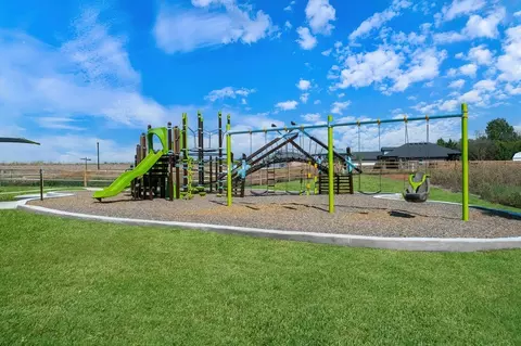 View/Area - 715 Prairie Dr, Guthrie, OK 73044 photo 2 of 20