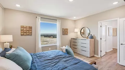Bedroom - 2214 Elegant Mnr Cir, Edgewater, FL 32141 photo 5 of 6