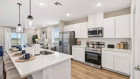 Kitchen - 2214 Elegant Mnr Cir, Edgewater, FL 32141 photo 2 of 6