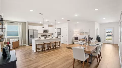 Dining - 2214 Elegant Mnr Cir, Edgewater, FL 32141 photo 3 of 4