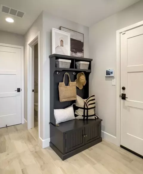 Entry Way - 173 Gali Way, Napa, CA 94558 photo 3 of 4