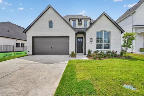 7828 Pondview Ln, Fort Worth, TX 76123