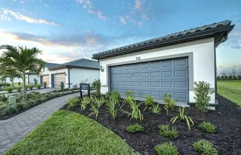 6400 Talon Preserve Dr, Nokomis, FL 34275
