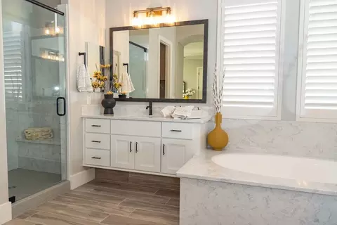 Bath - 22923 E Mockingbird Dr, Queen Creek, AZ 85142 photo 3 of 3