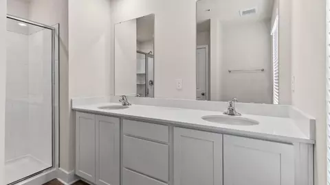 Bath - 366 Hackley Dr, Joppa, MD 21085 photo 2 of 6