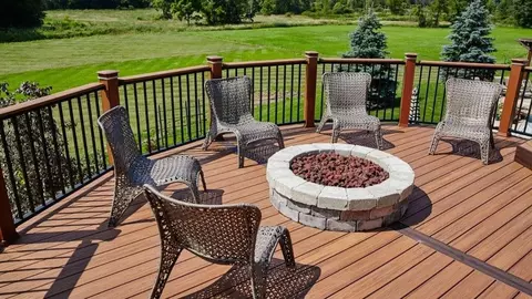 Exterior - 1005 Oakwood Manor Dr, Export, PA 15632 photo 9 of 17
