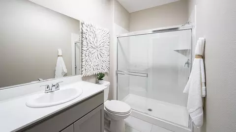 Bath - 2068 Seraphina Ct, Galt, CA 95632 photo 2 of 5
