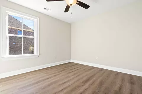 Bedroom - 127 Laurel Branch Dr, Dothan, AL 36305 photo 2 of 6