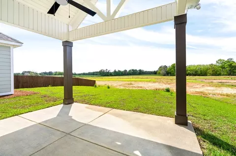 Exterior - 127 Laurel Branch Dr, Dothan, AL 36305 photo 7 of 12