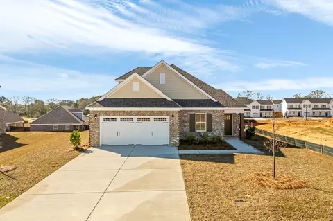 Exterior - 127 Laurel Branch Dr, Dothan, AL 36305 photo 6 of 12