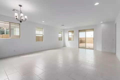 Living - 7911 E Raleigh Ave, Mesa, AZ 85212 photo 3 of 4