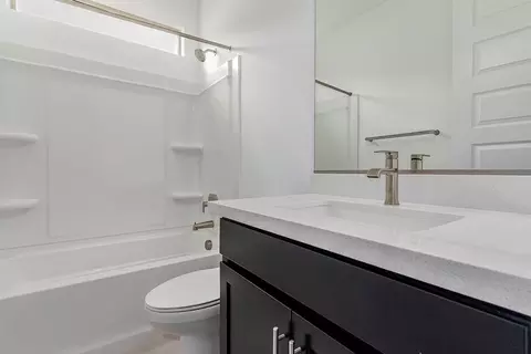 Bath - 7911 E Raleigh Ave, Mesa, AZ 85212 photo 3 of 10