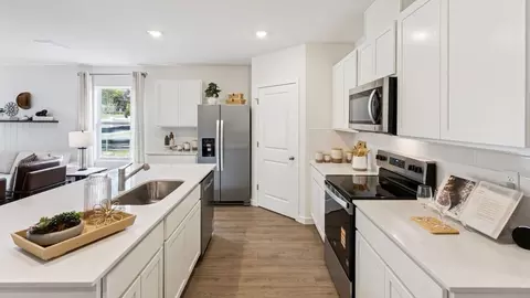 Kitchen - 2895 Common Crane Ct, Saint Cloud, FL 34773 photo 2 of 5