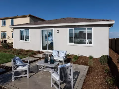 1684 Eagle River Ave, Manteca, CA 95337