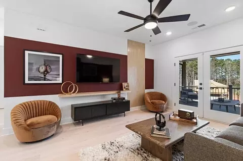 Living - 4460 Beechnut Cir, Cumming, GA 30028 photo 2 of 2