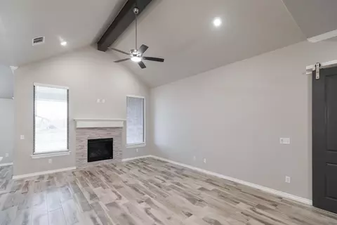 Living - 2800 Heather Hvn, Moore, OK 73160 photo 3 of 11