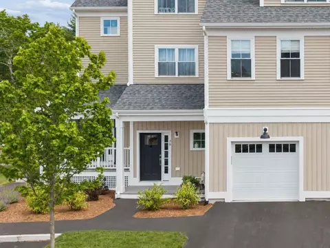 643 Church St, Raynham, MA 02767