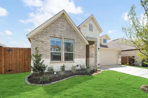 917 Hickory Chase Dr, Godley, TX 76044