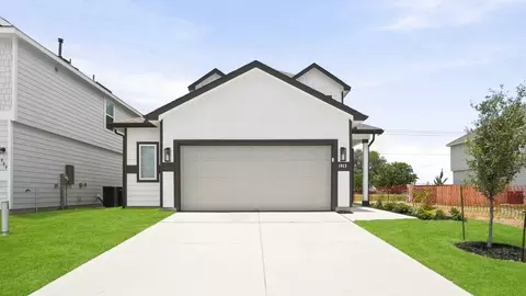 1943 Olivia Dr, New Braunfels, TX 78130