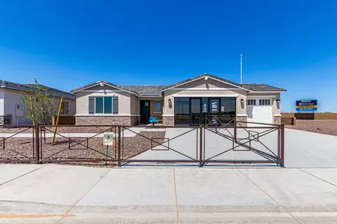 Exterior - 7685 E 37th St, Yuma, AZ 85365 photo 3 of 6