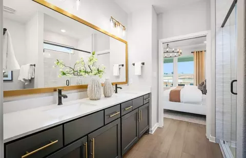 Bath - 701 Silver Spur Blvd, Georgetown, TX 78633 photo 1 of 1