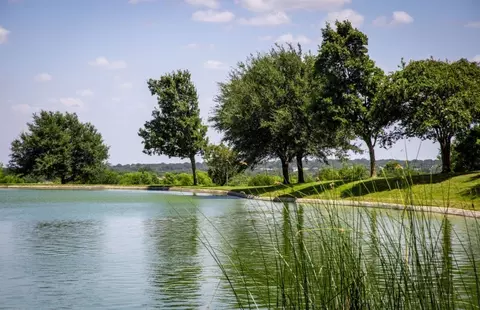 View/Area - 701 Silver Spur Blvd, Georgetown, TX 78633 photo 9 of 11